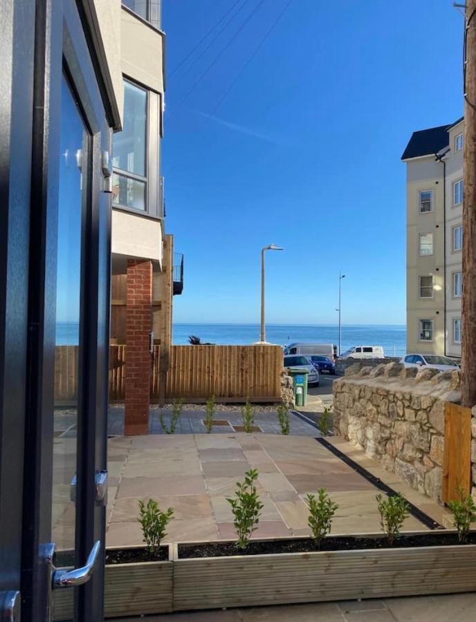 Luxury Modern 1Bed Sea View Apartment Rhôs-on-Sea Kültér fotó